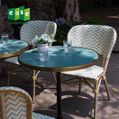 Conas na cathaoireacha bistro Fraincise is fearr a roghnú?